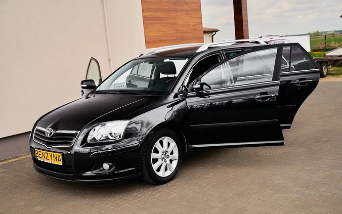 Toyota Avensis cena 24900 przebieg: 164500, rok produkcji 2007 z Sokółka małe 781